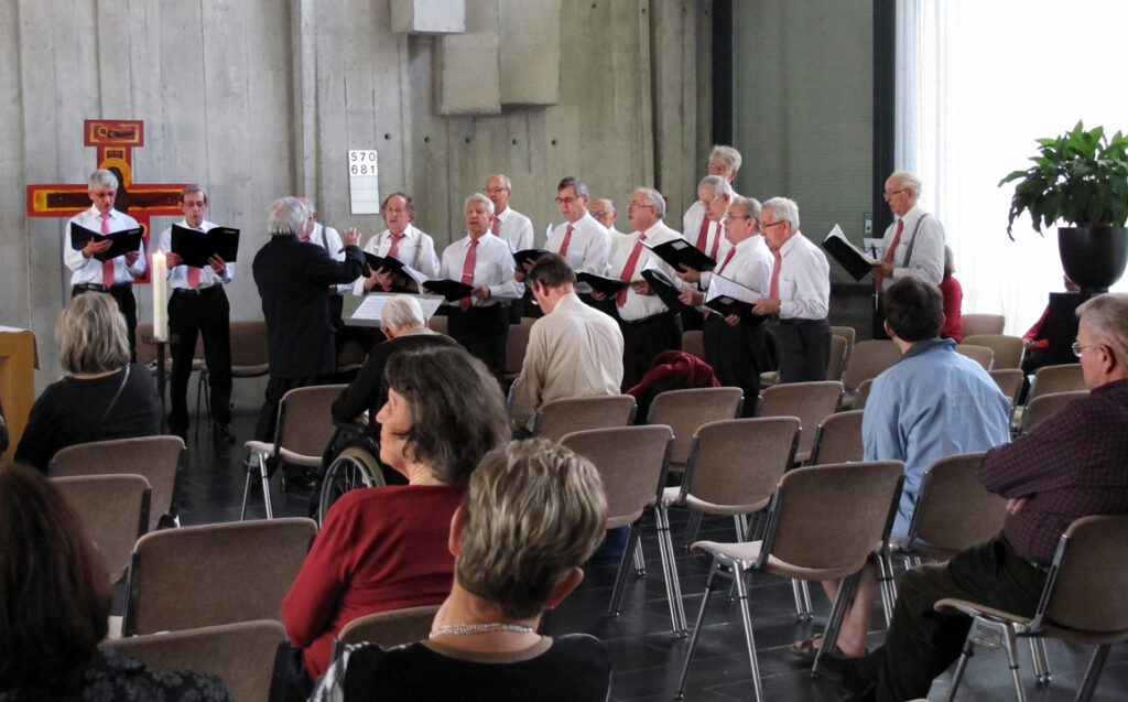 04 Chor mit erstem Lied