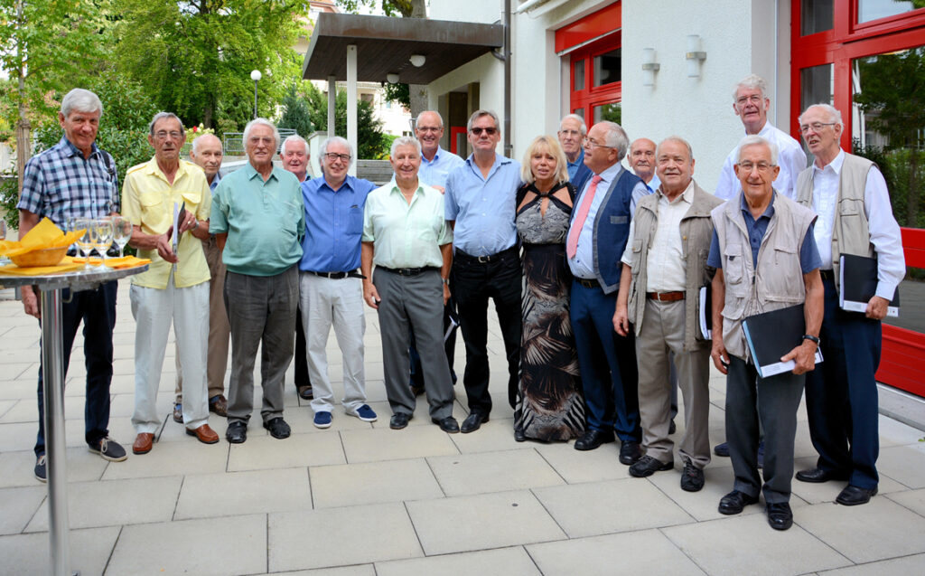 07 Kolpingchor mit Organistin