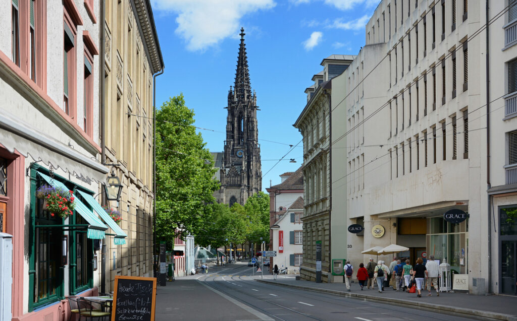 07 Turm der Elisabethenkirche