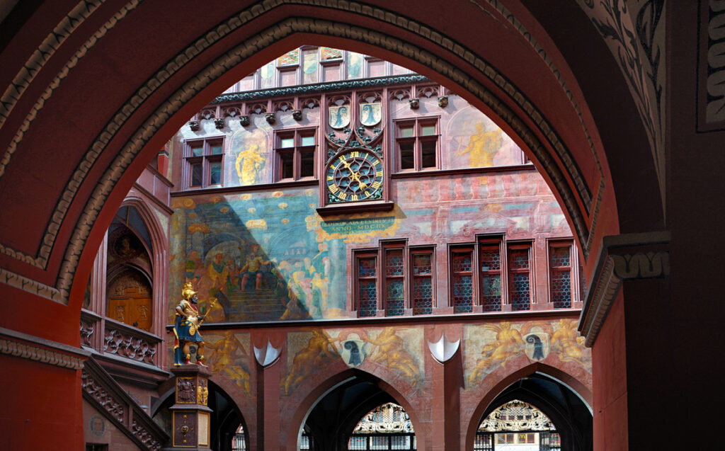 20 Uhr im Rathaus