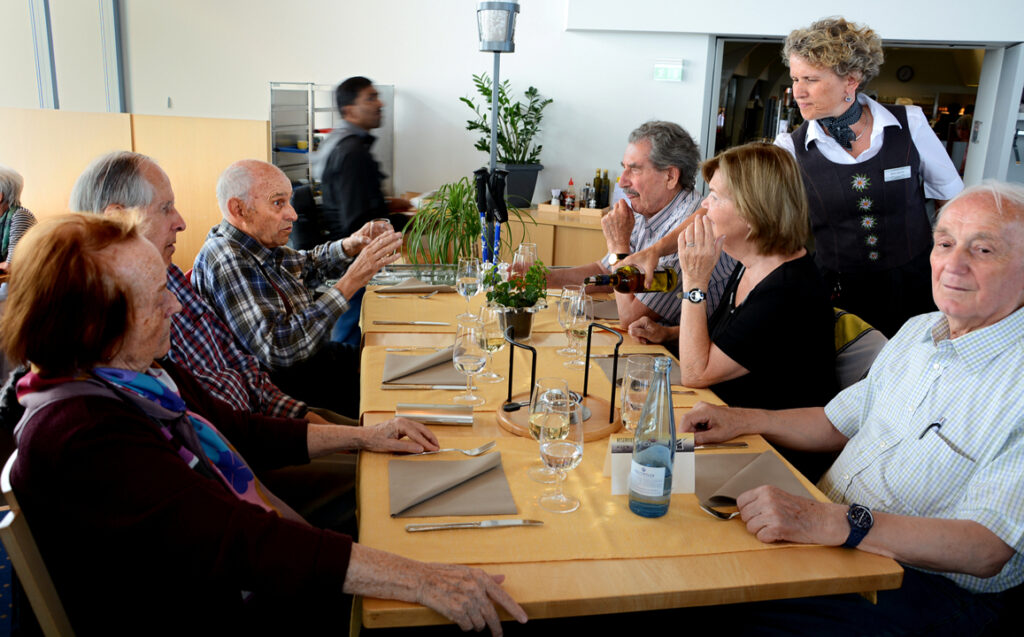 26 Im Drehrestaurant Rondorama
